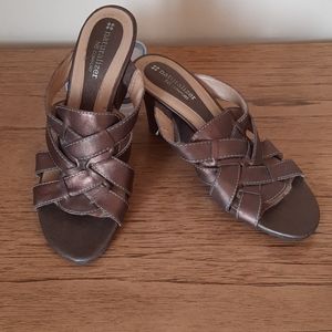 Cute and comfy leather sandals